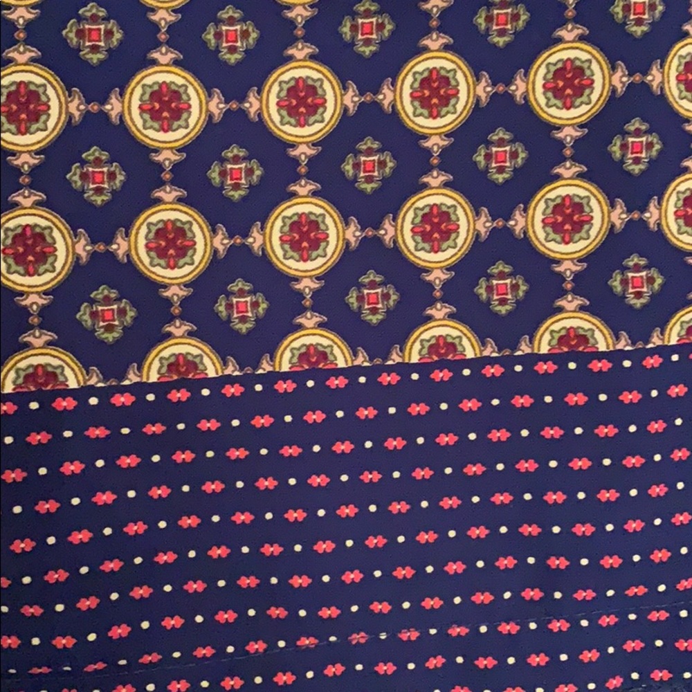 Patterned Shorts - Picture 4 of 4